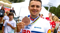 Pidcock powers to cross-country bronze on final day of 2024 UCI Mountain Bike World Championships