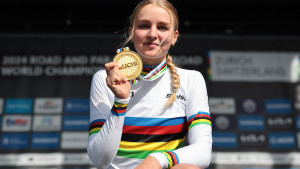 Rainbow delight for Ferguson, Brown and Barrow in GB medal haul at 2024 UCI Road and Para-cycling Road World Championships