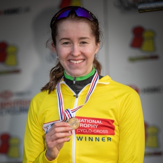 Ffion James wins the 2019 HSBC UK | National Cyclo-Cross Trophy.