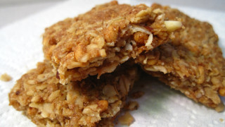 Homemade energy bars